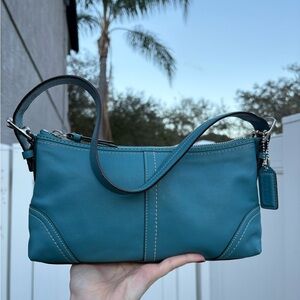 Coach Hamptons Soho Baguette, style # F11195 🩵 ~ will be vintage next year ~